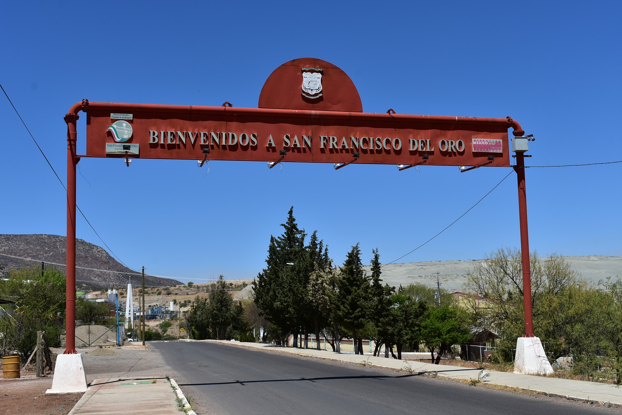 Puerta San Francisco del oro