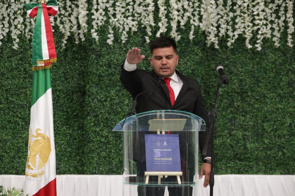C. Ivan Rodelo Espejo 1