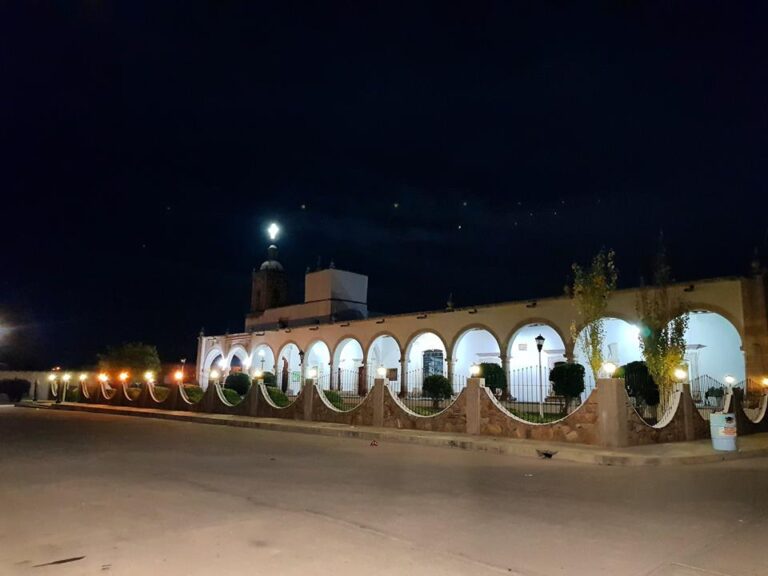 iglesia noche